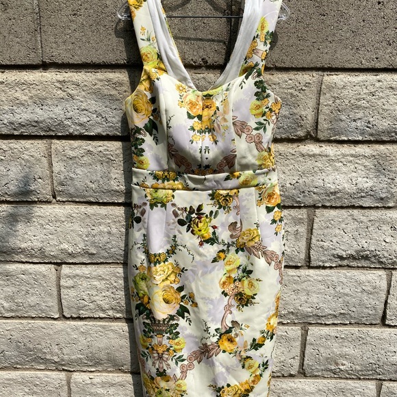 ASOS Yellow Rose Dress - Picture 4 of 5